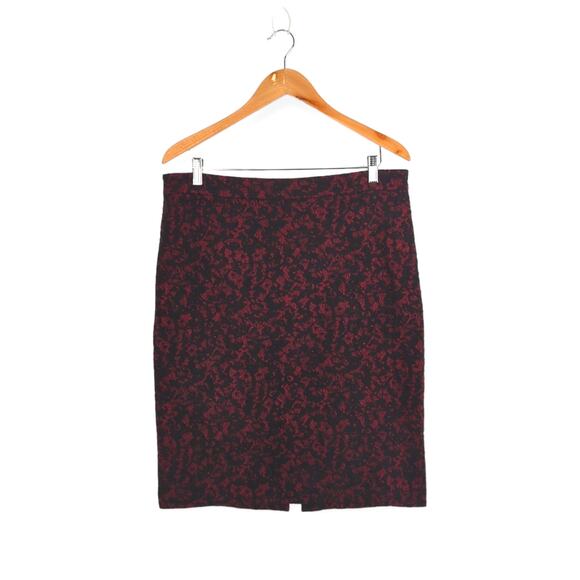 MICHAEL‎ Michael Kors Red and Black Textured Lace Print Mini Skirt Size Large - Picture 1 of 7